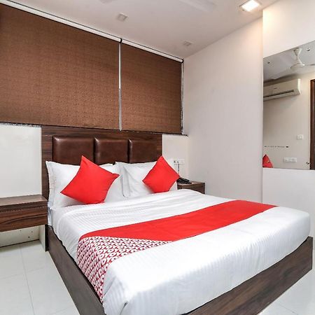 Flagship The Mayur Hotel New Delhi Exterior photo