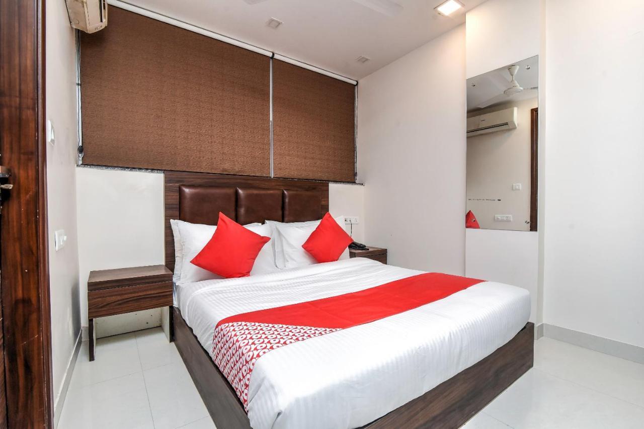 Flagship The Mayur Hotel New Delhi Exterior photo